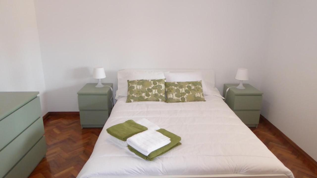 Apartamento Vila Nova Понта-Делгада Екстер'єр фото
